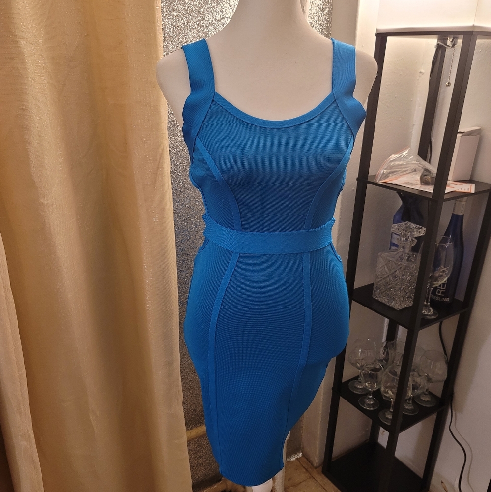 Blue body con dress - Picture 2 of 4